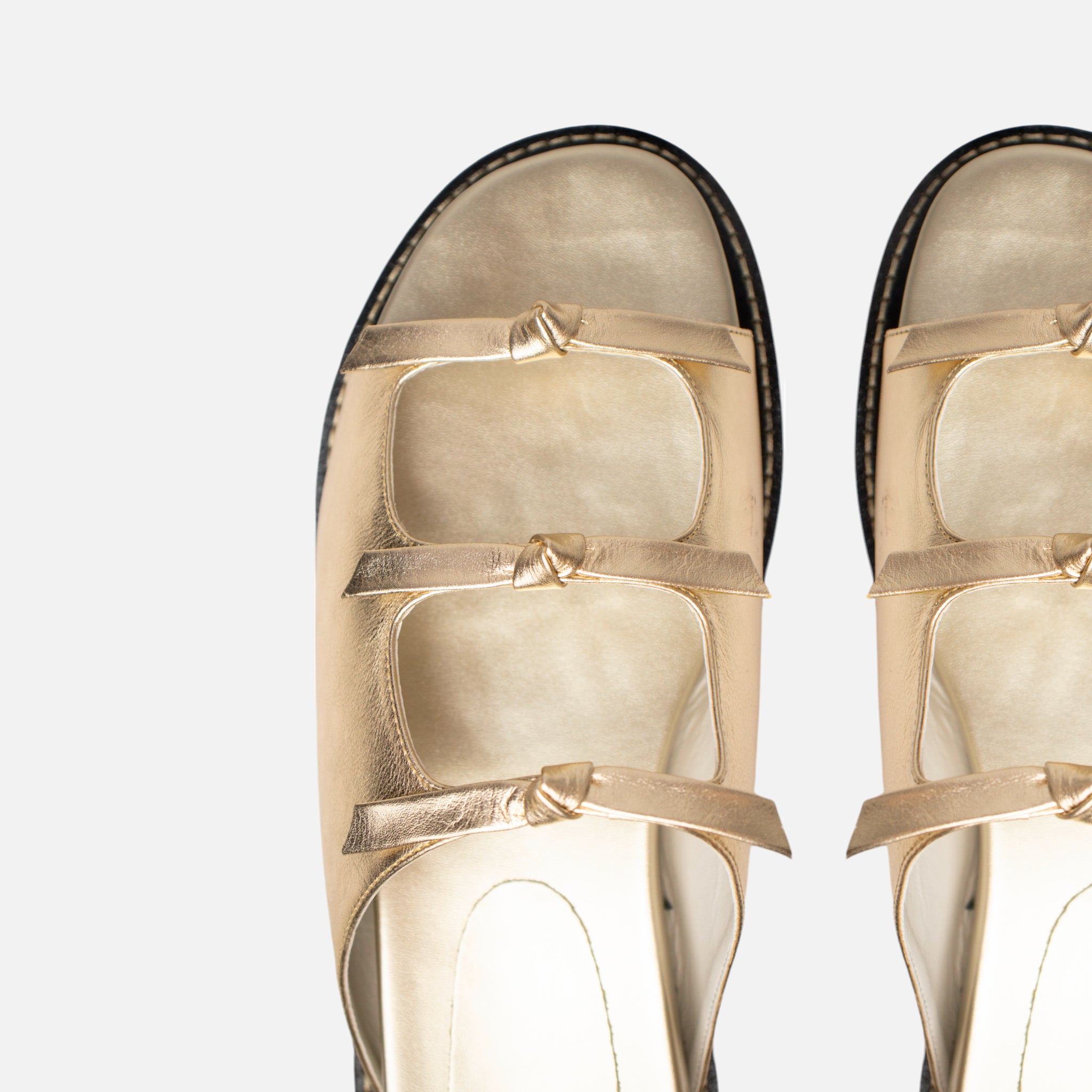 Papete Laços em Couro Ouro Light