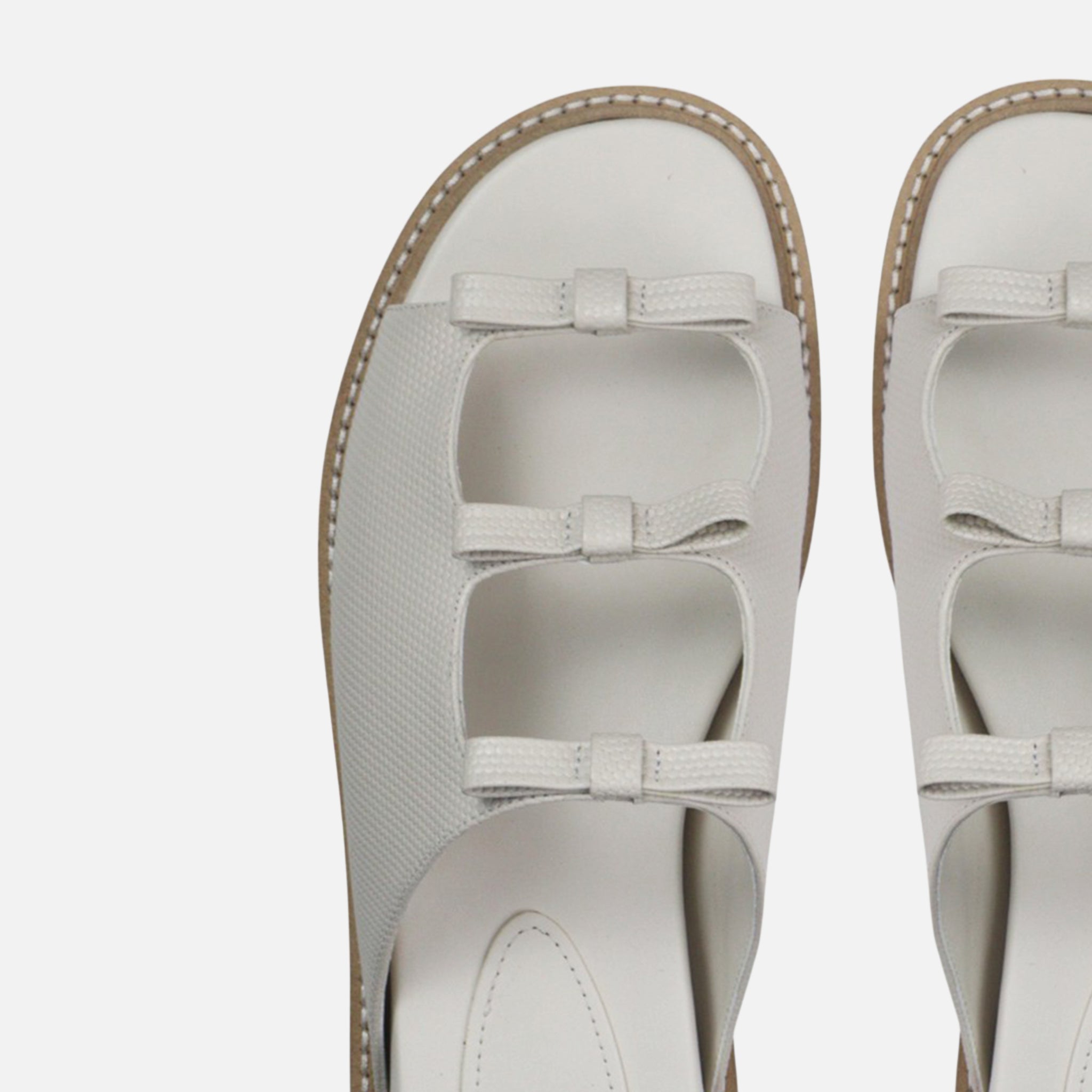 Papete Laços em Couro Texturizado Off White