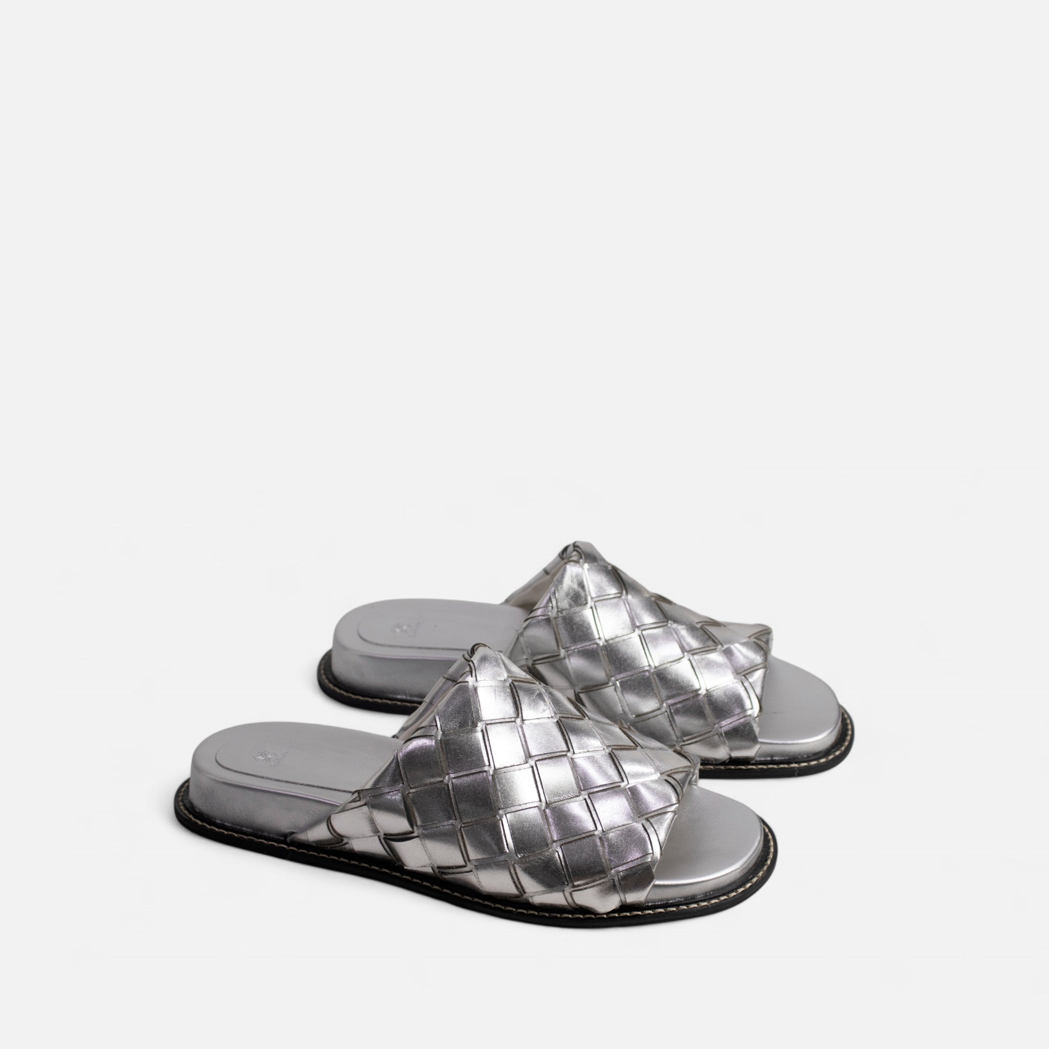 Papete Tressê em Couro Prata