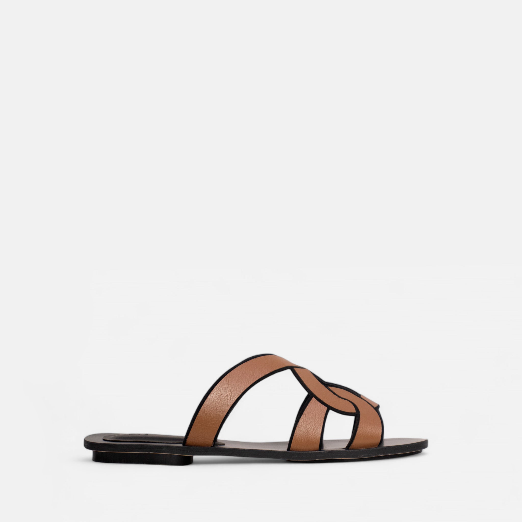 Rasteira Entrelaçada em Couro Carmel