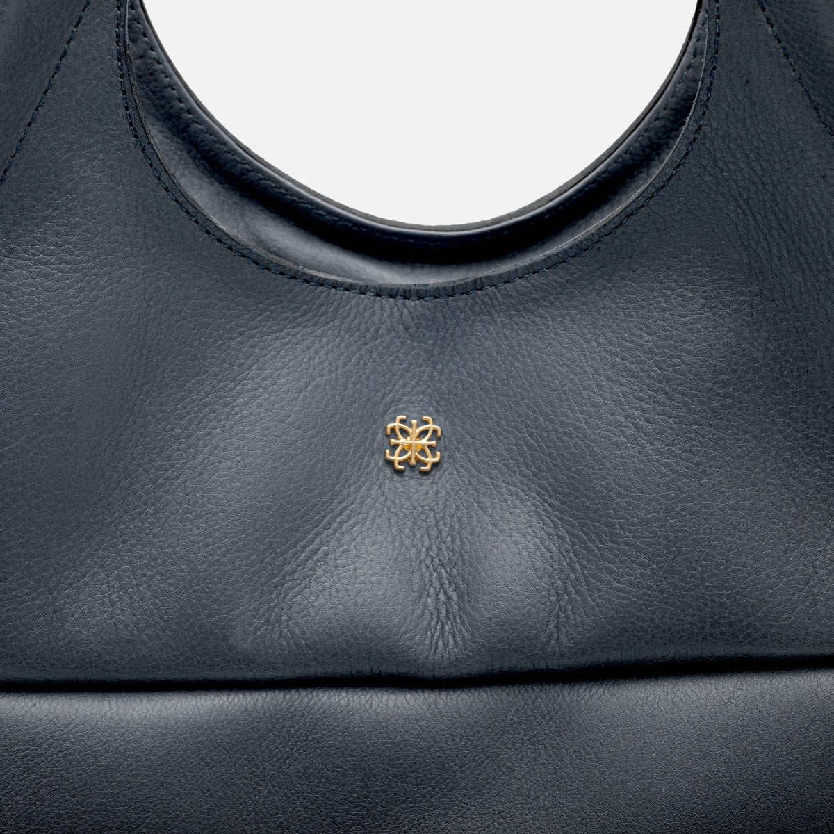 Bolsa Clara Tote em Couro Marinho