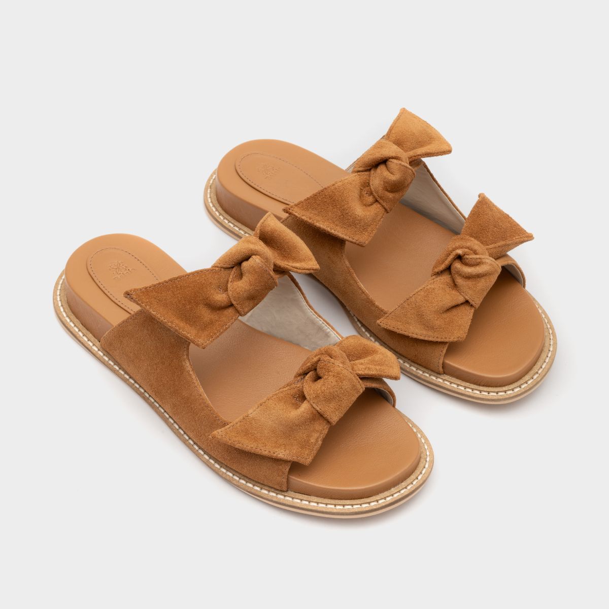 Papete Maxi Laços em Camurça Carmel