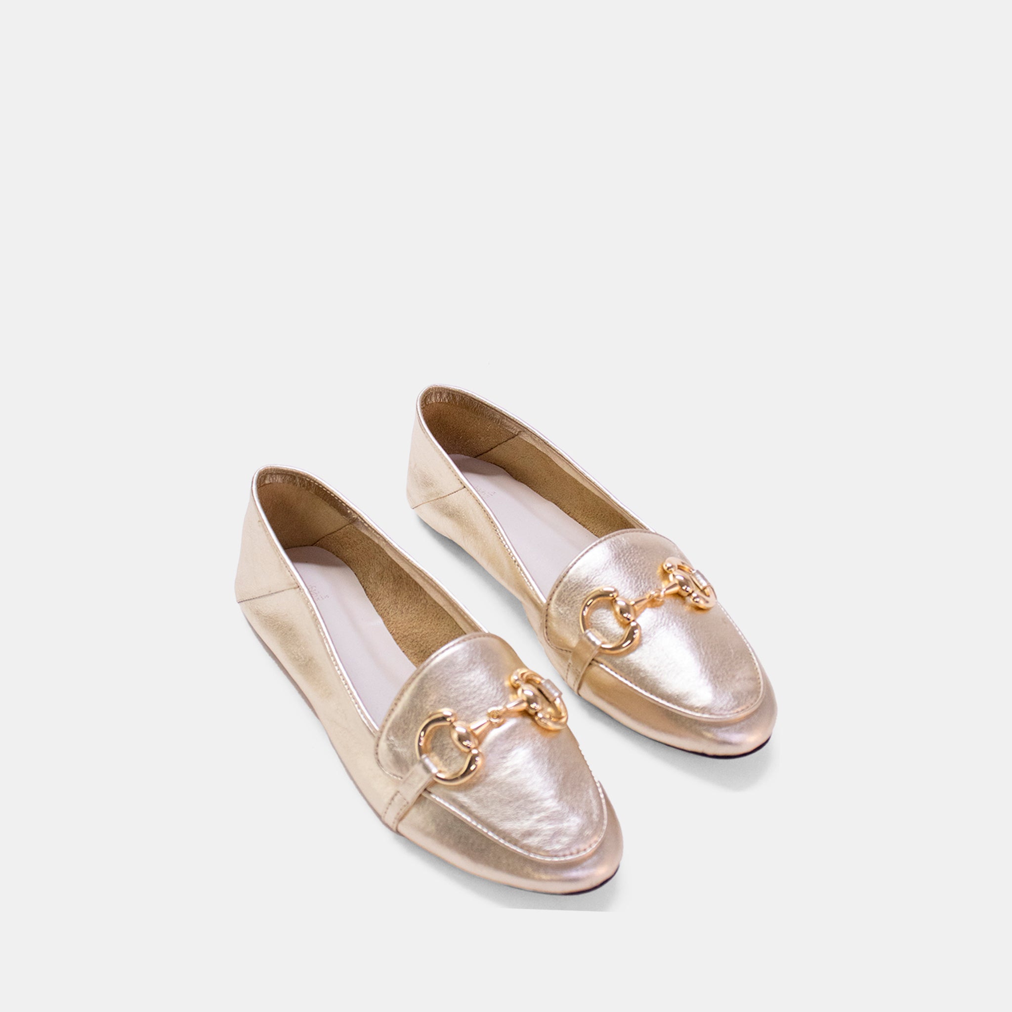 Mocassim com Detalhe em Metal em Couro Ouro Light