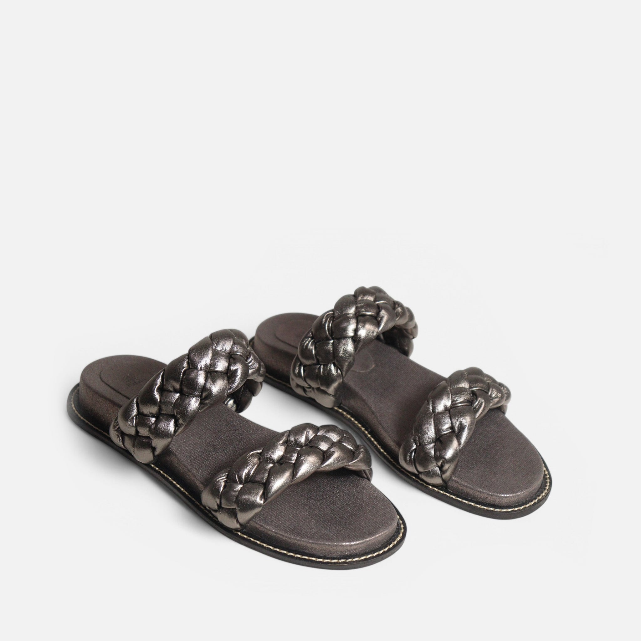 Birken Tranças Pillow em Couro Carbono