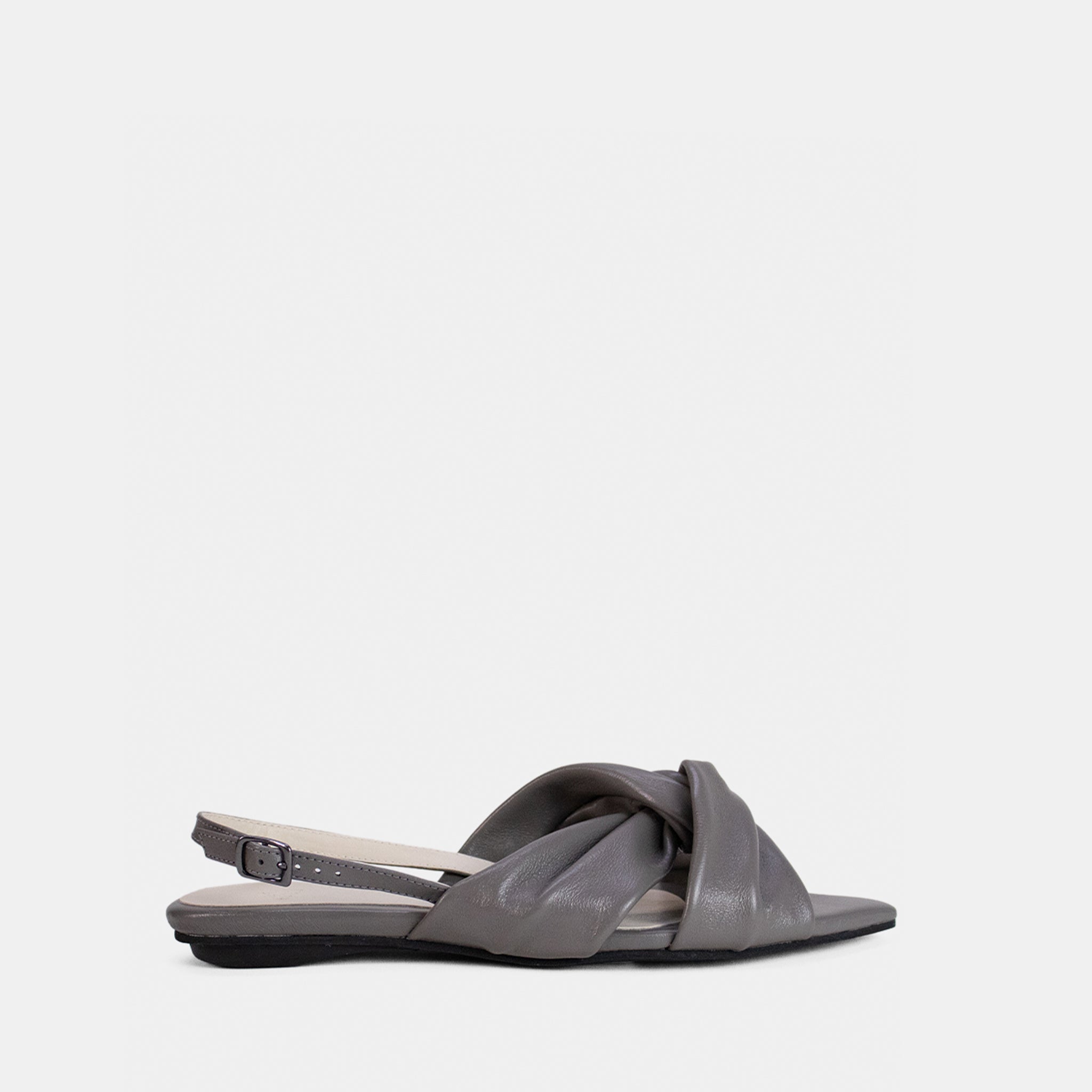 Slingback Tiras Entrelaçadas Pillow em Couro Cinza