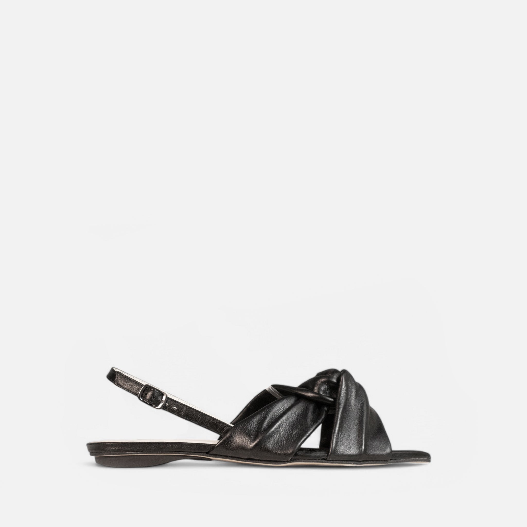 Slingback Tiras Entrelaçadas Pillow em Couro Preto