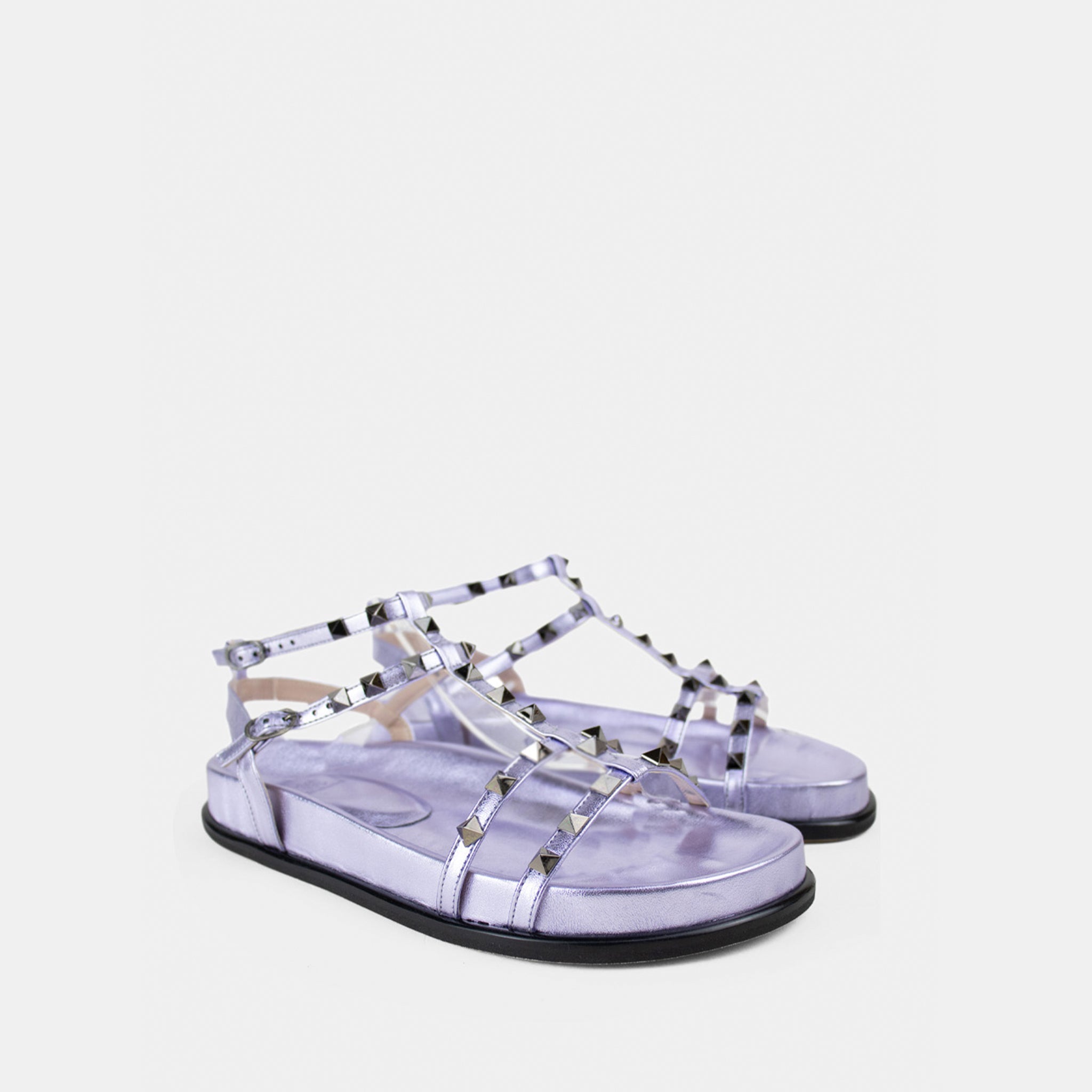 Sandália Papete Gladiadora com Spikes Metalizado Lilás