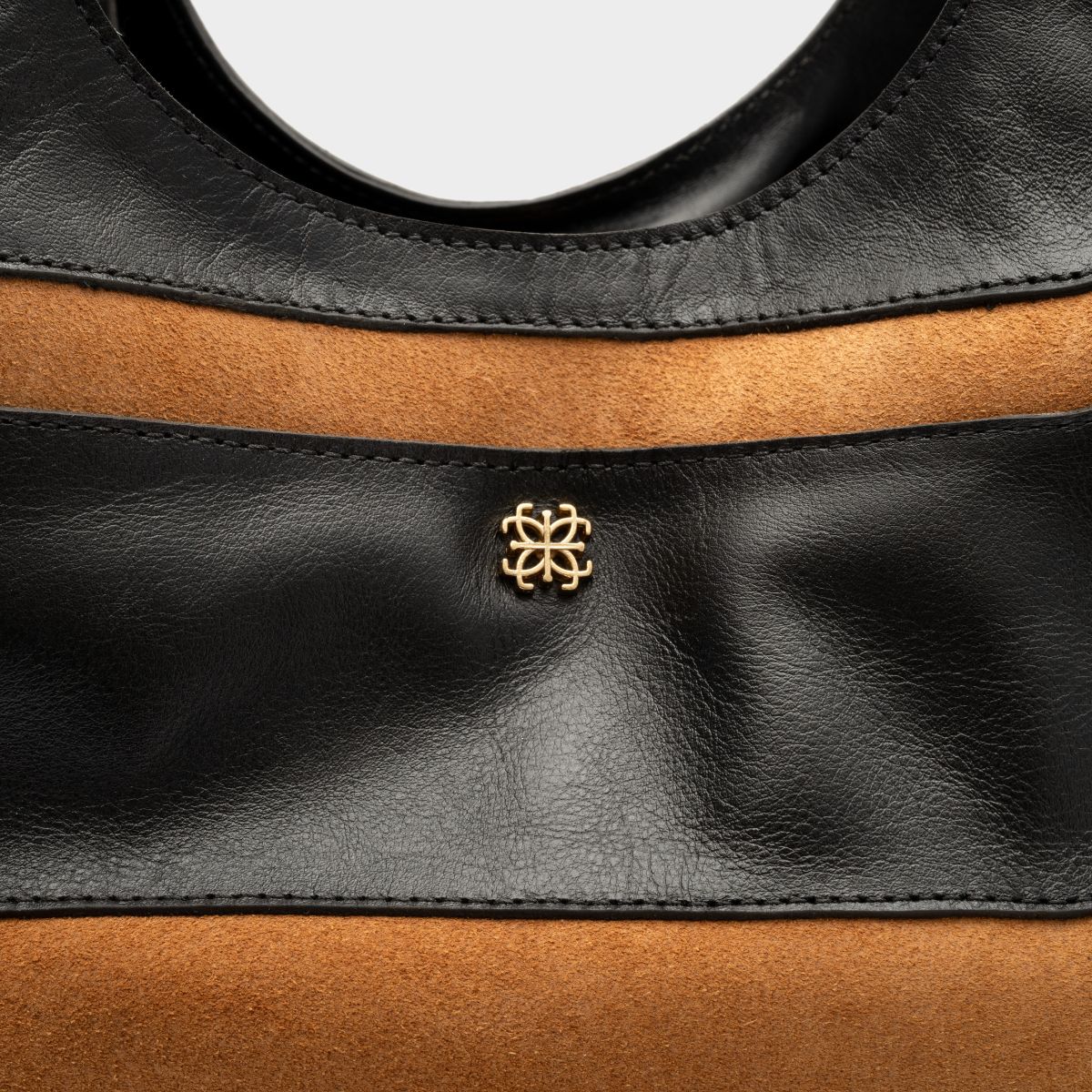 Bolsa Clara Tote Bicolor em Couro e Camurça