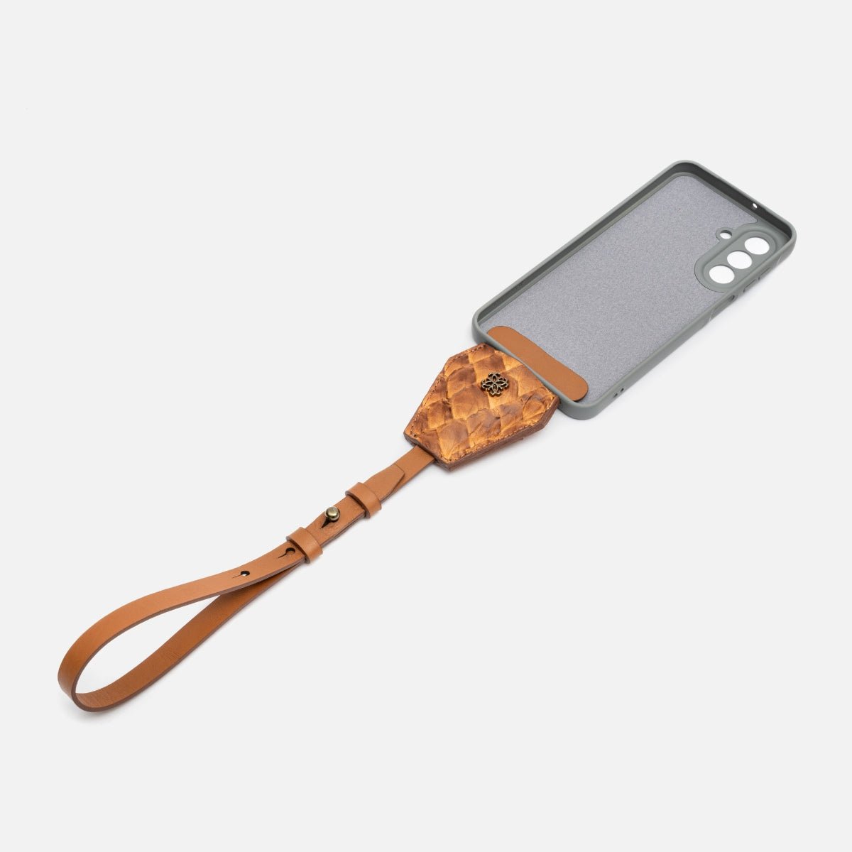 Bag Charm Multifuncional em Couro Pirarucu Carmel - Balaia
