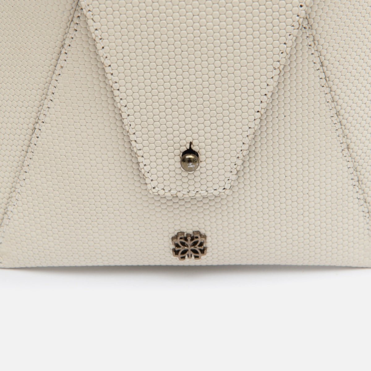 Bagphone Oli em Couro Colmeia Off White - Balaia