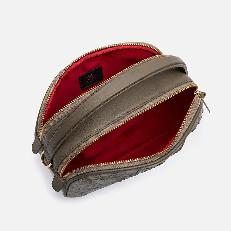 Bolsa Lívia em Couro Pirarucu Cinza - Balaia