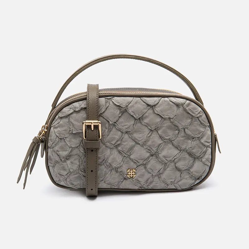 Bolsa Lívia em Couro Pirarucu Cinza - Balaia