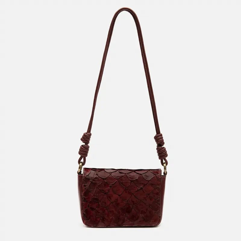 Bolsa Selena em Couro Pirarucu Cabernet - Balaia