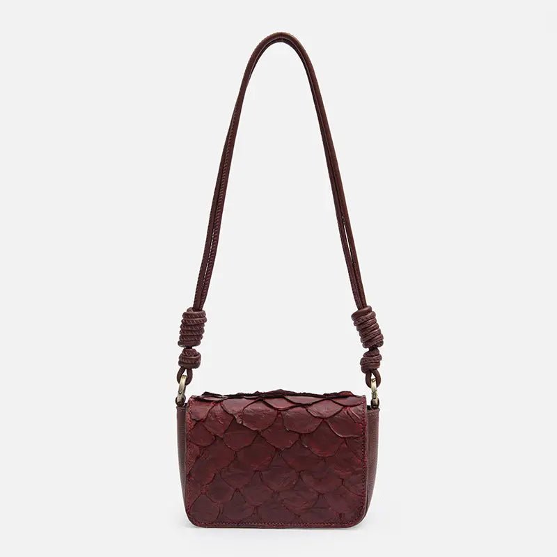 Bolsa Selena em Couro Pirarucu Cabernet - Balaia