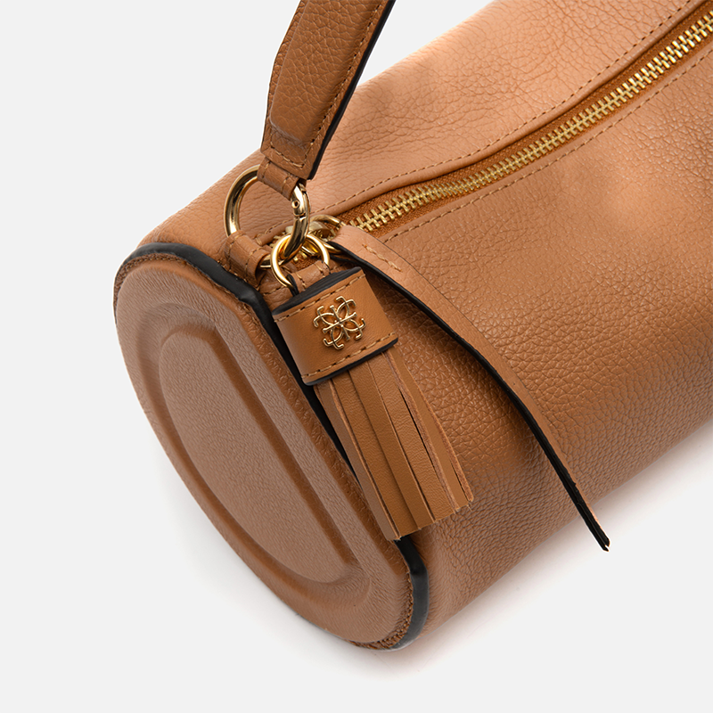 Bolsa Jade Cilíndrica em Couro Carmel