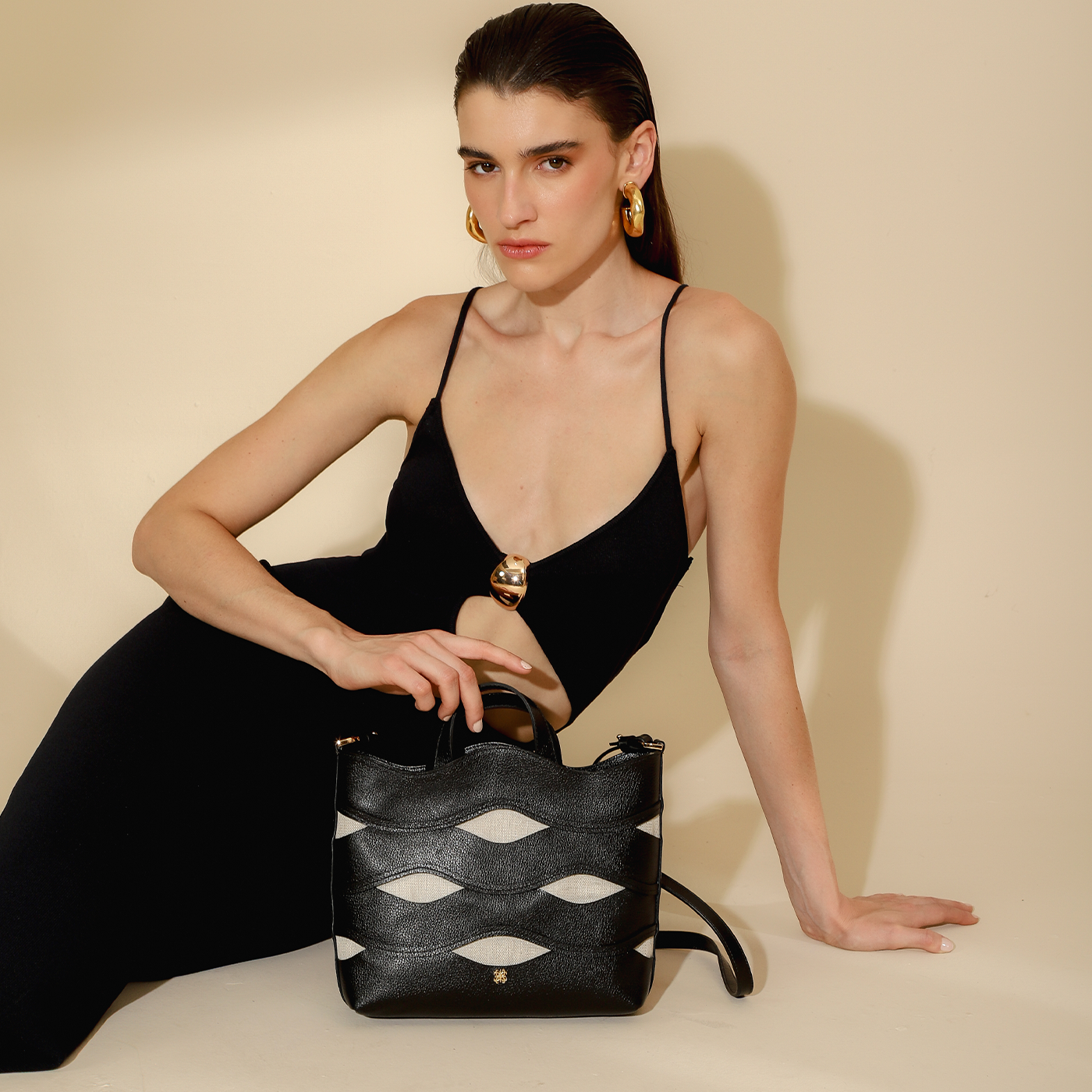 Bolsa Wave em Couro Preto