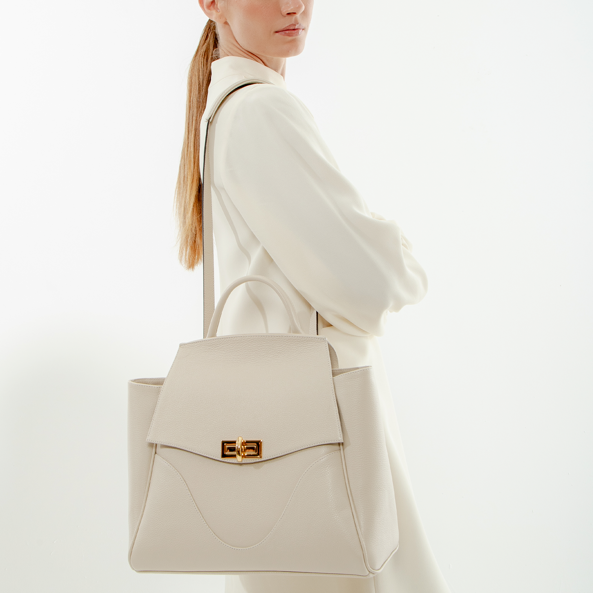 Mochila Rebeca G em Couro Off White