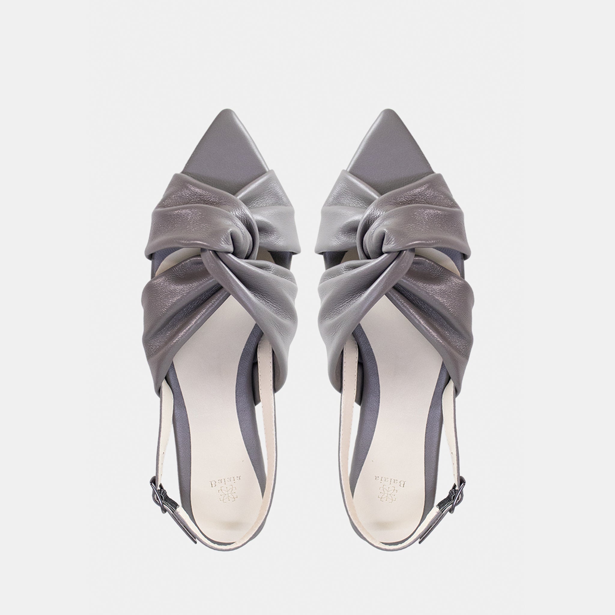 Slingback Tiras Entrelaçadas Pillow em Couro Cinza - Balaia
