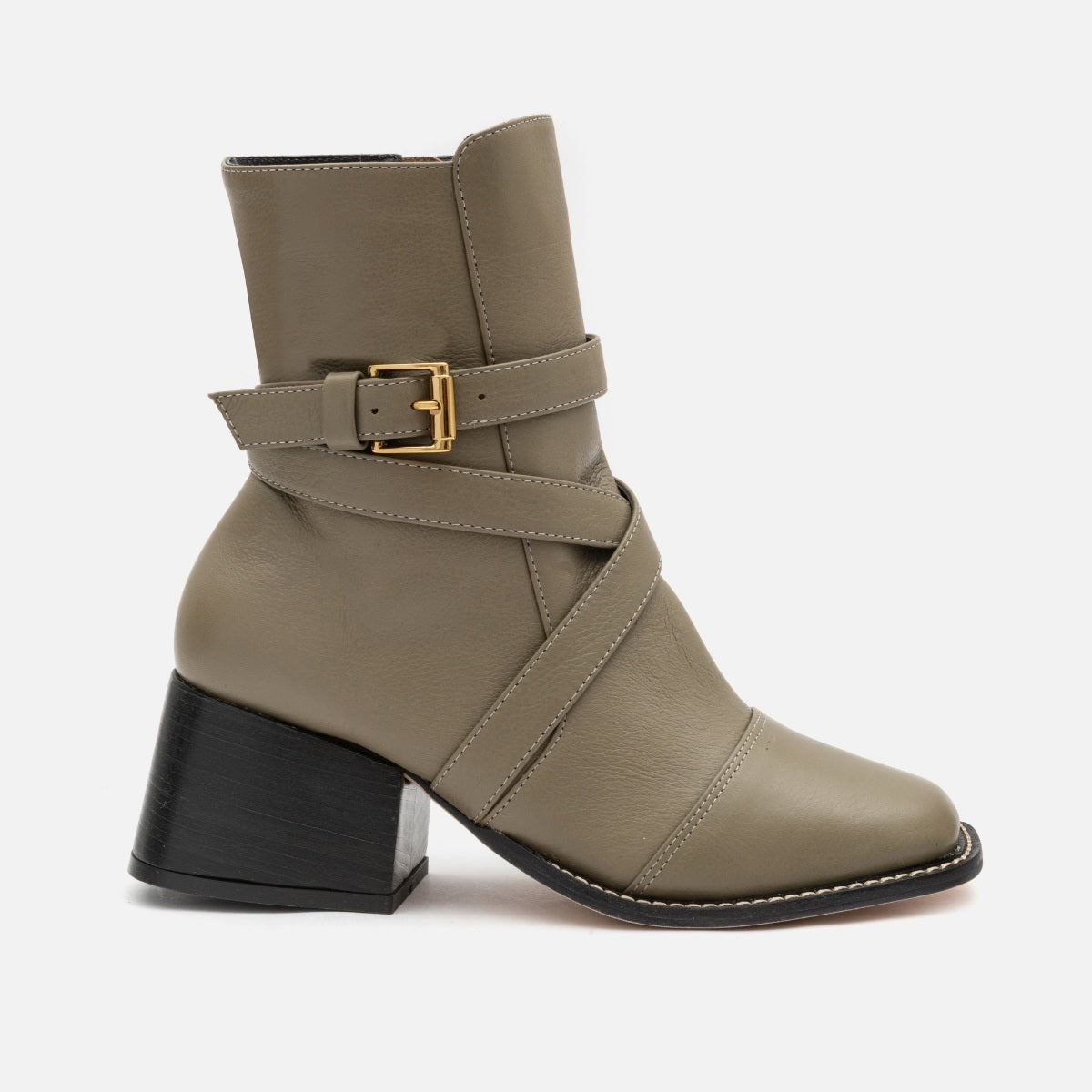 Bota Entrelaçada em Couro Khaki