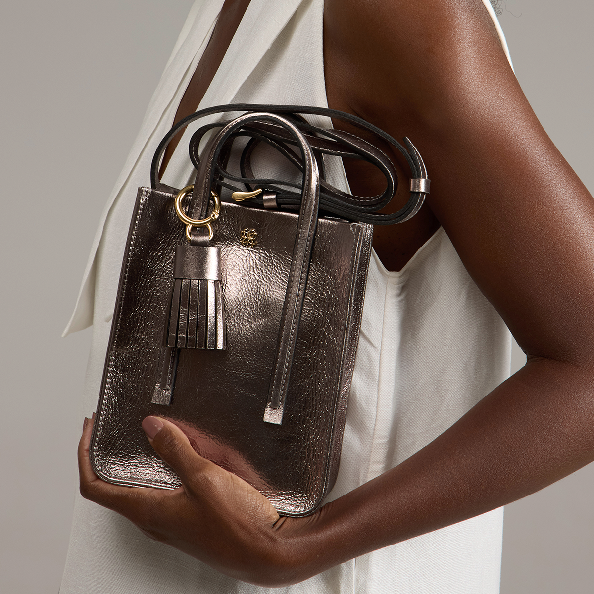 Bolsa Ana P em Couro Inox