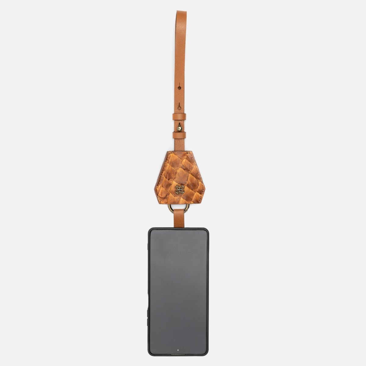 Bag Charm Multifuncional em Couro Pirarucu Carmel - Balaia