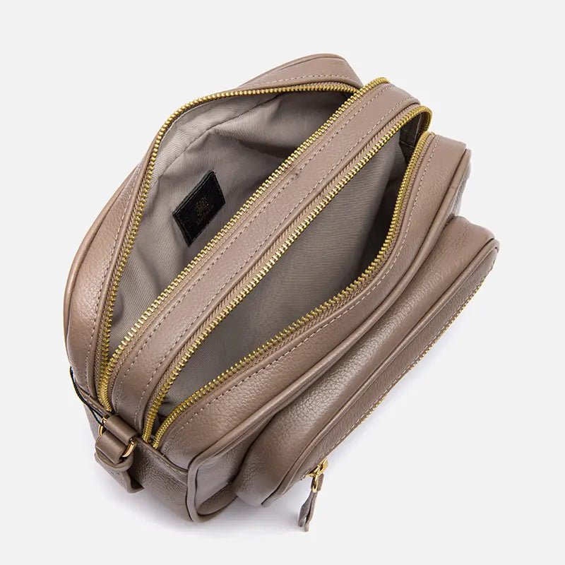 Bolsa Cecília em Couro Fendi - Balaia