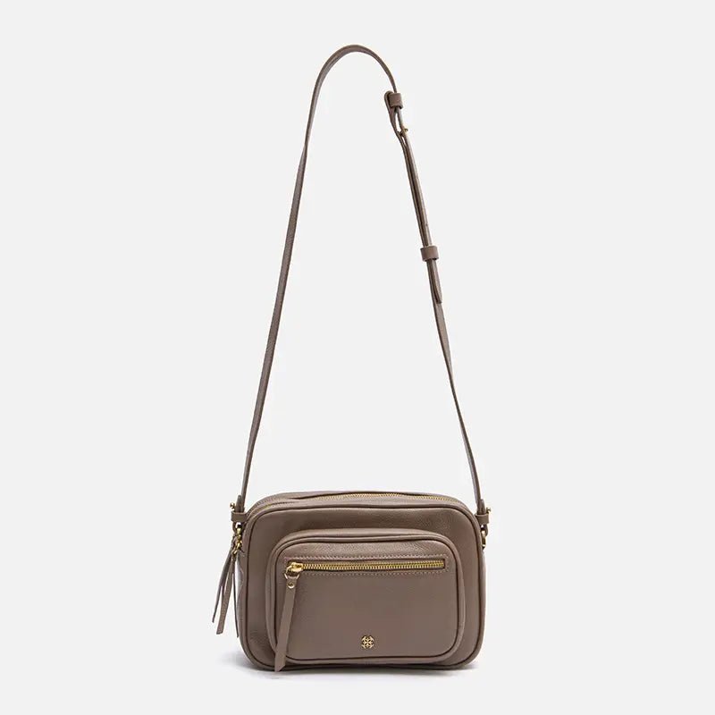 Bolsa Cecília em Couro Fendi - Balaia