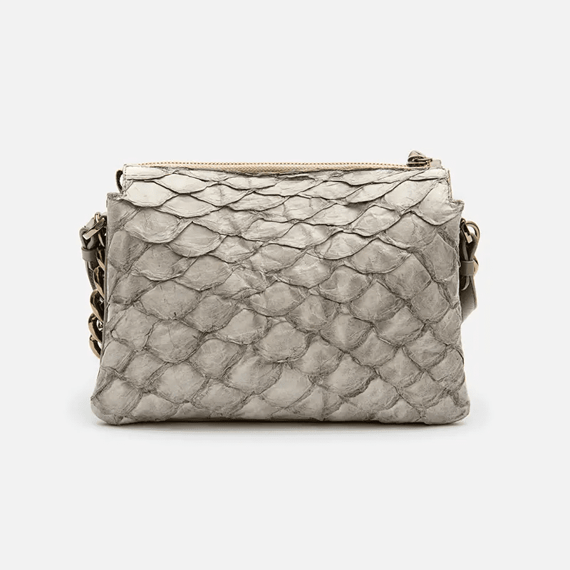 Bolsa Giulia em Couro Pirarucu Cinza - Balaia