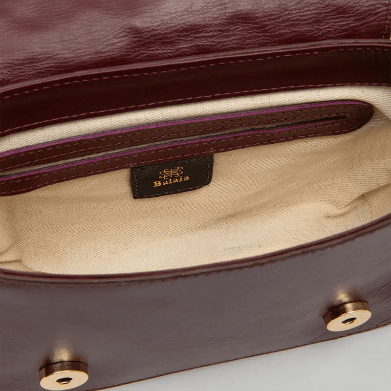 Bolsa Selena em Couro Pirarucu Cabernet - Balaia