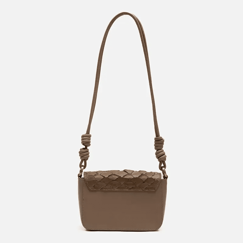 Bolsa Selena em Couro Pirarucu Grigio - Balaia