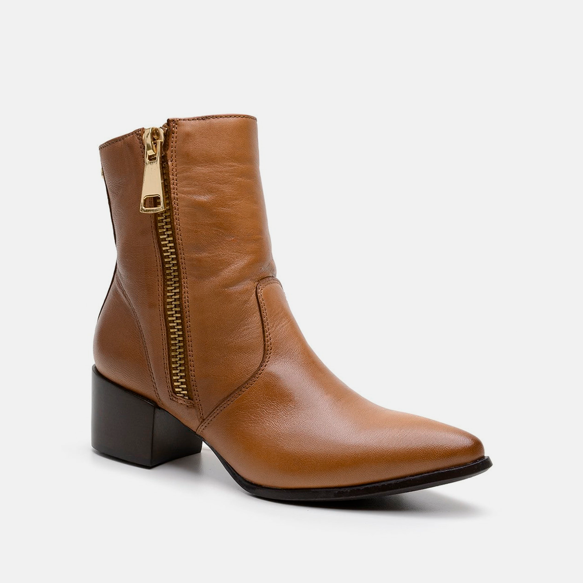 Bota com zíper couro caramelo