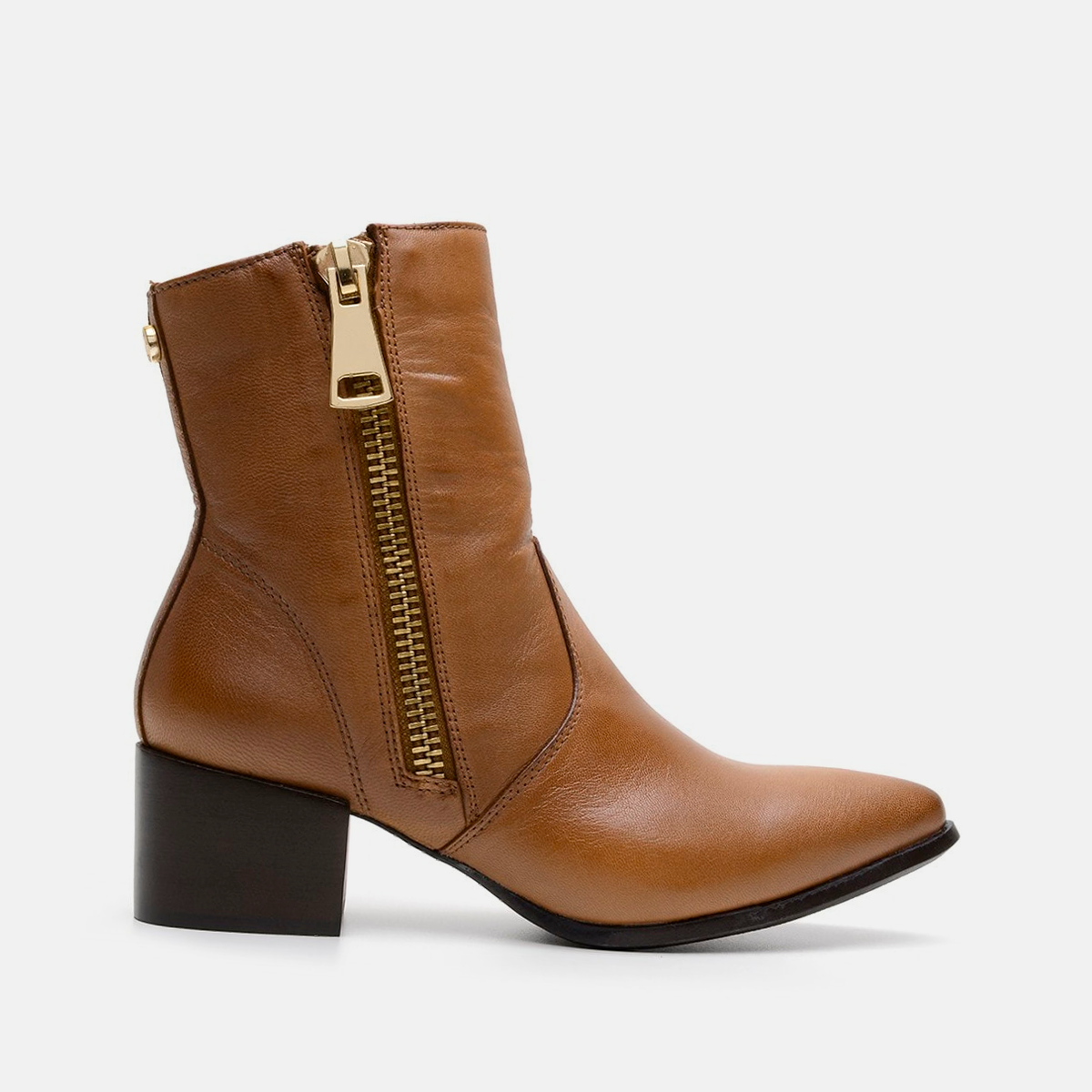 Bota com zíper couro caramelo
