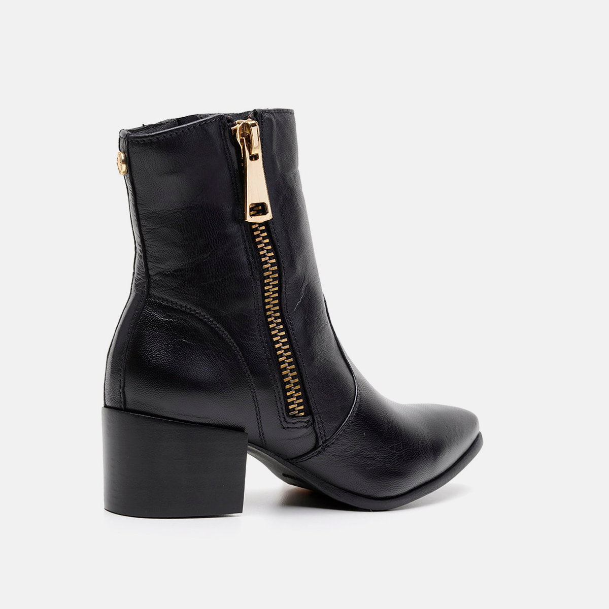 Bota com zíper couro preto