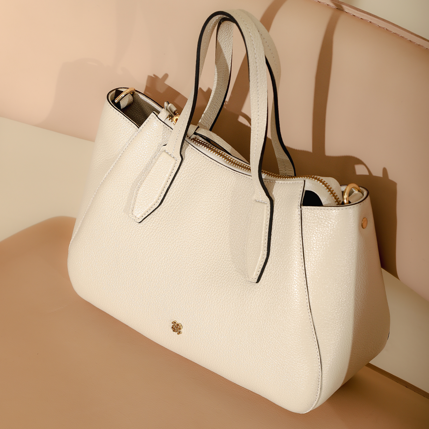 Bolsa Celine em Couro Off White