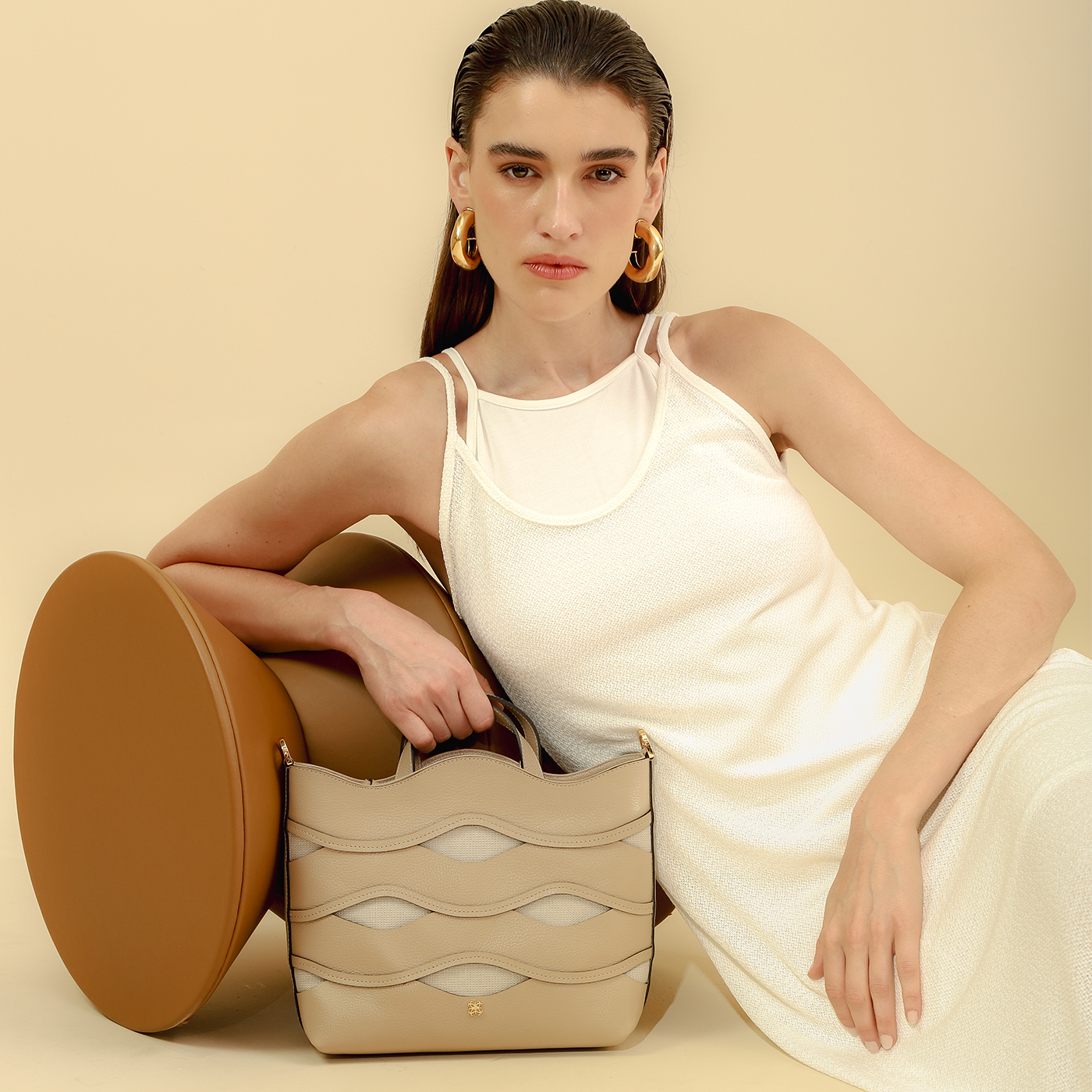 Bolsa Wave em Couro Bege