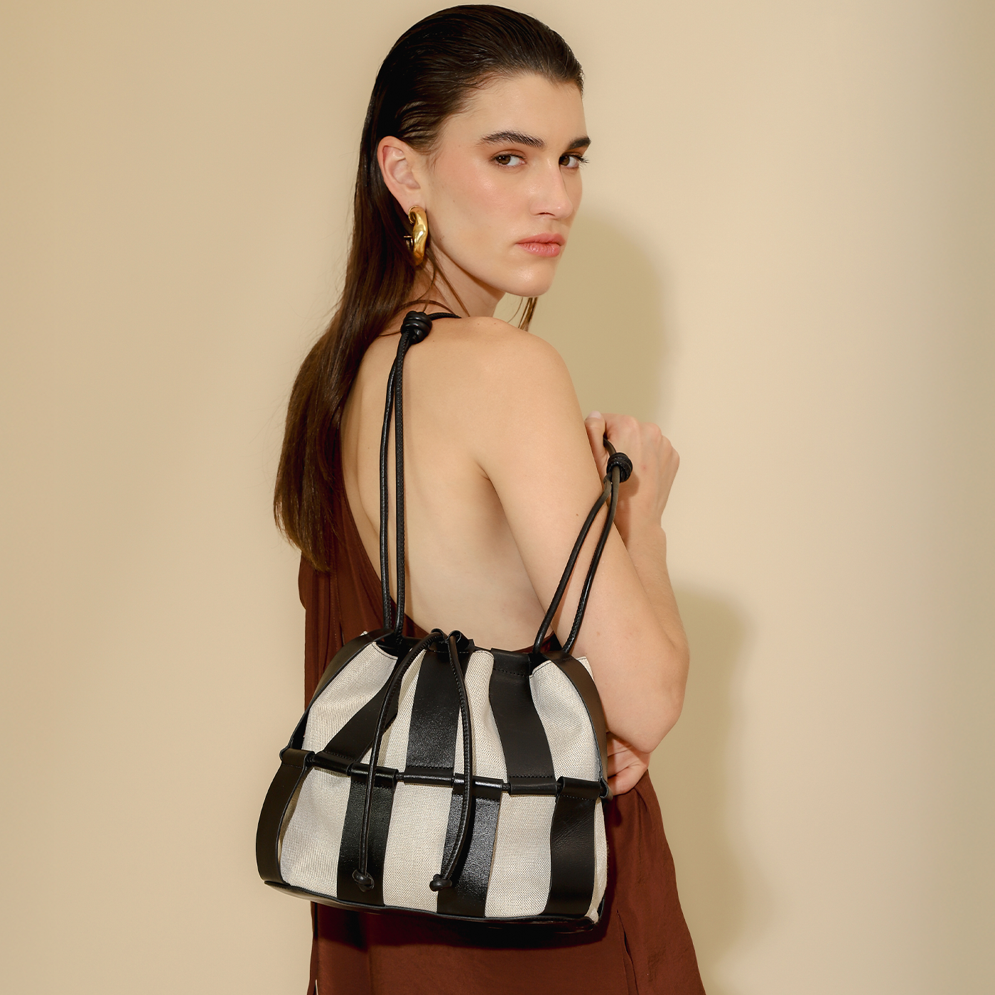 Bolsa Zena em Couro Preto