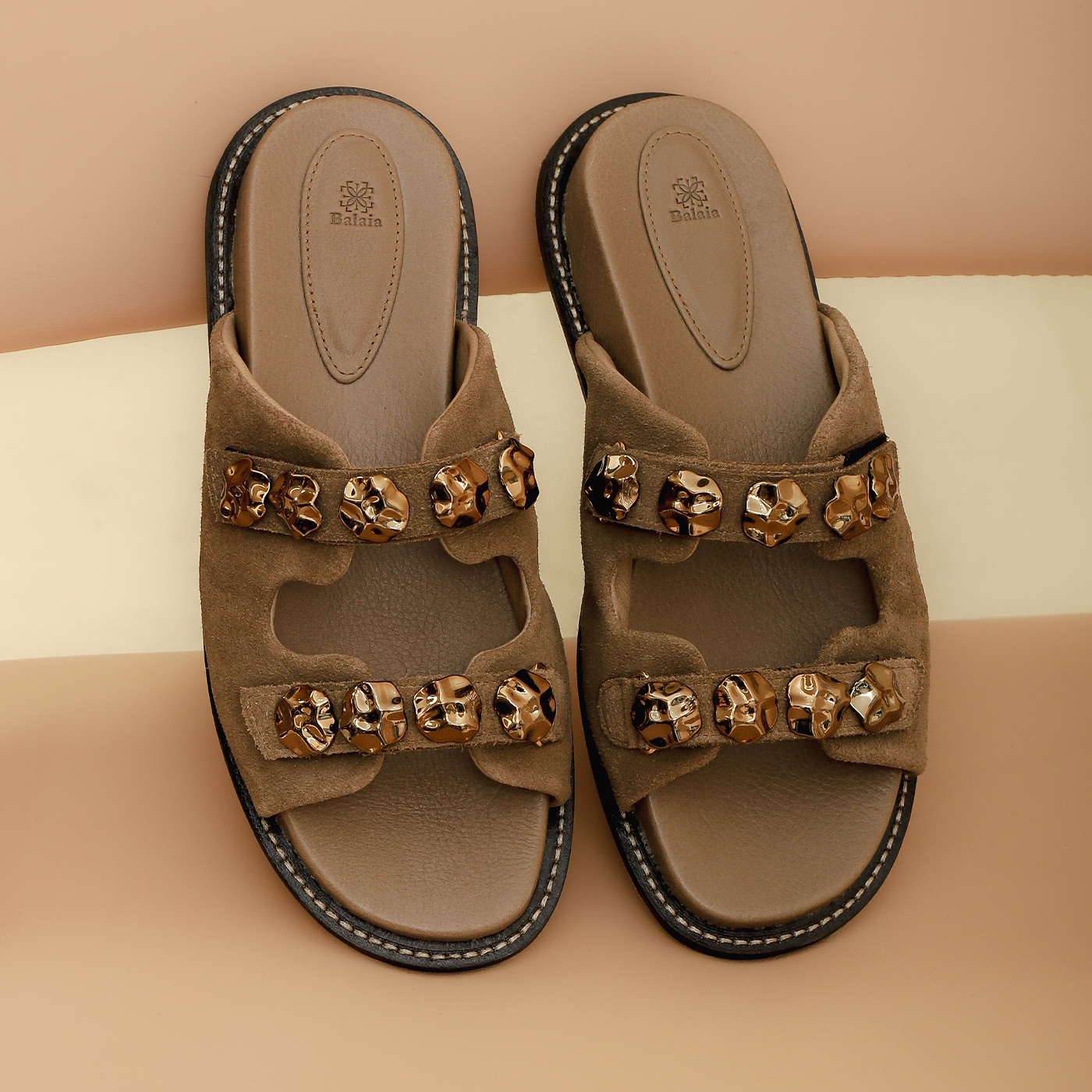 Papete Medalha Orgânica em Camurça Khaki