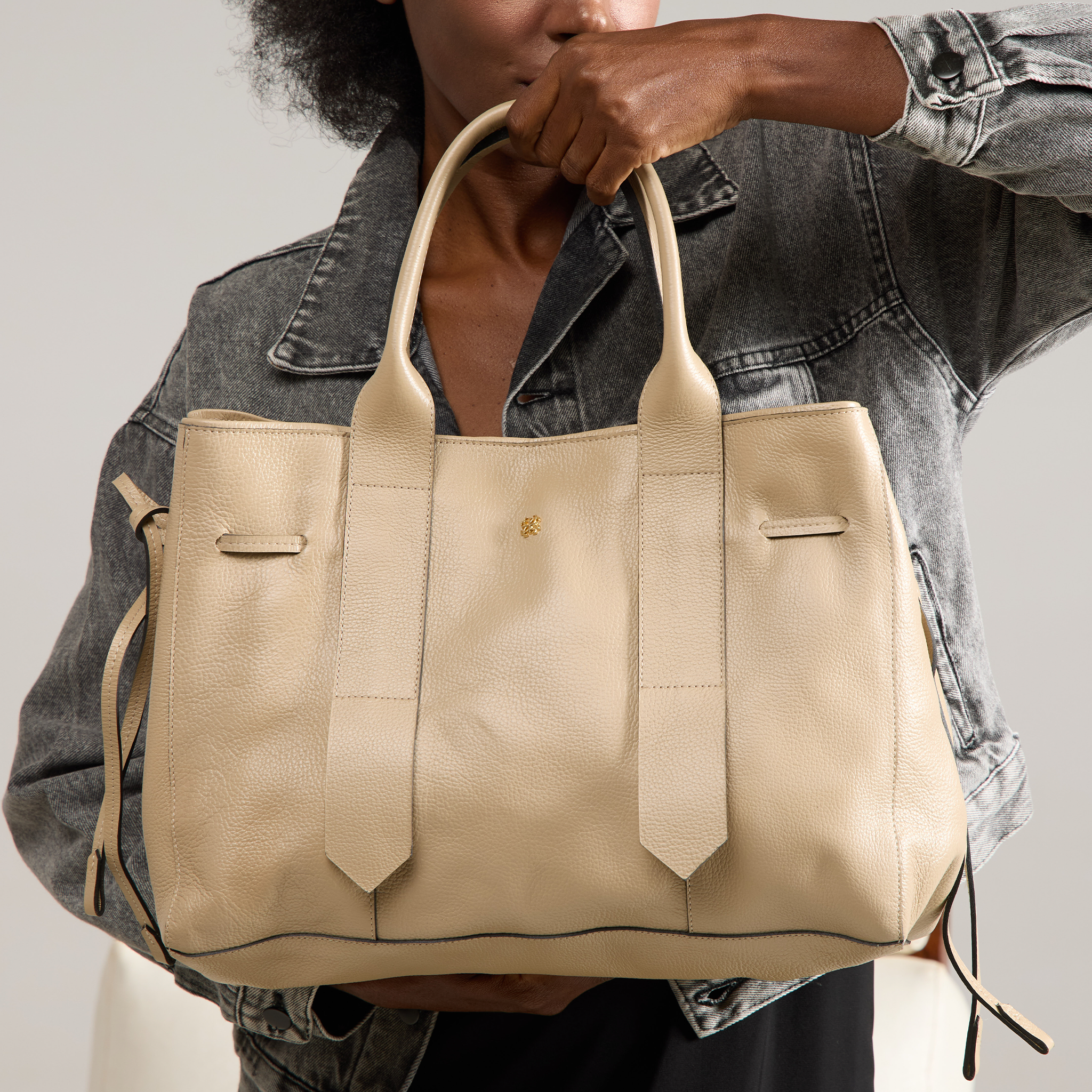 Bolsa Bianca com forro em Couro Bege