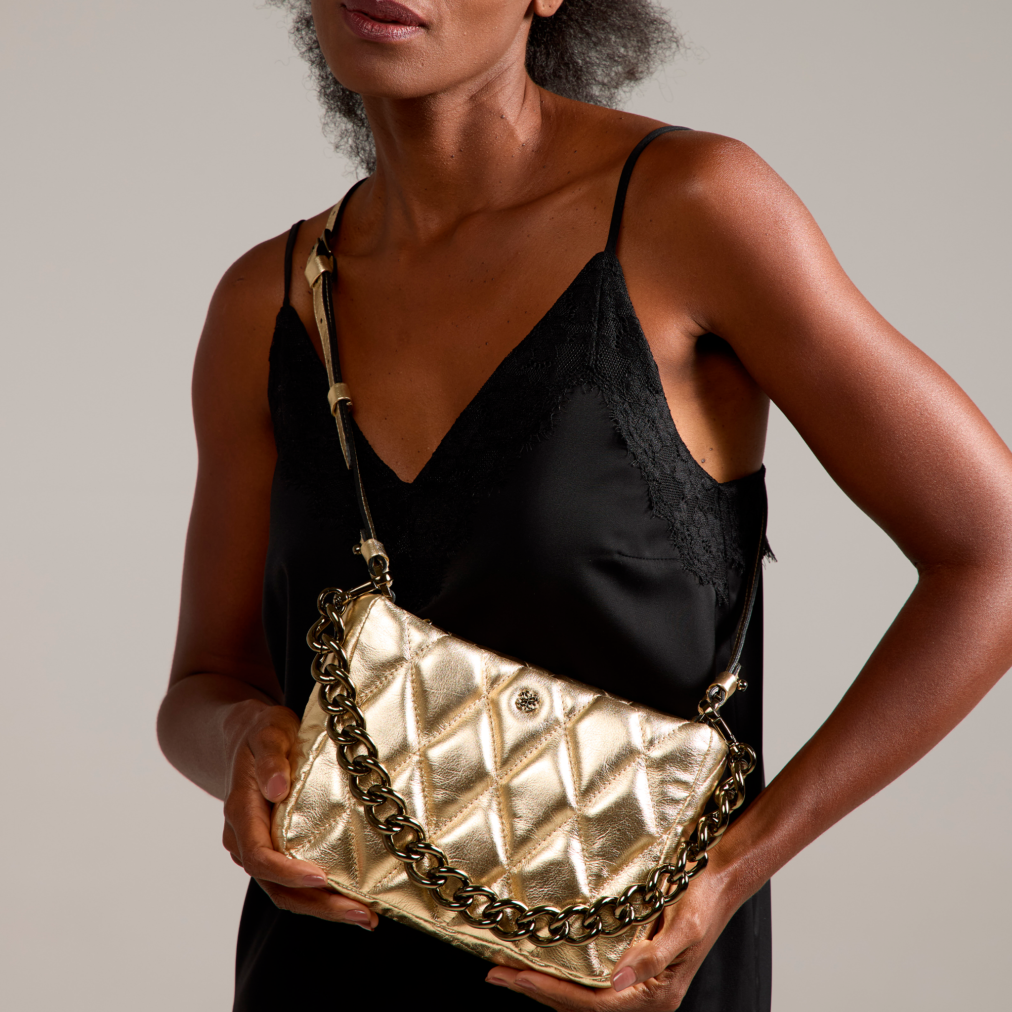 Bolsa Helô P em Couro Ouro Light