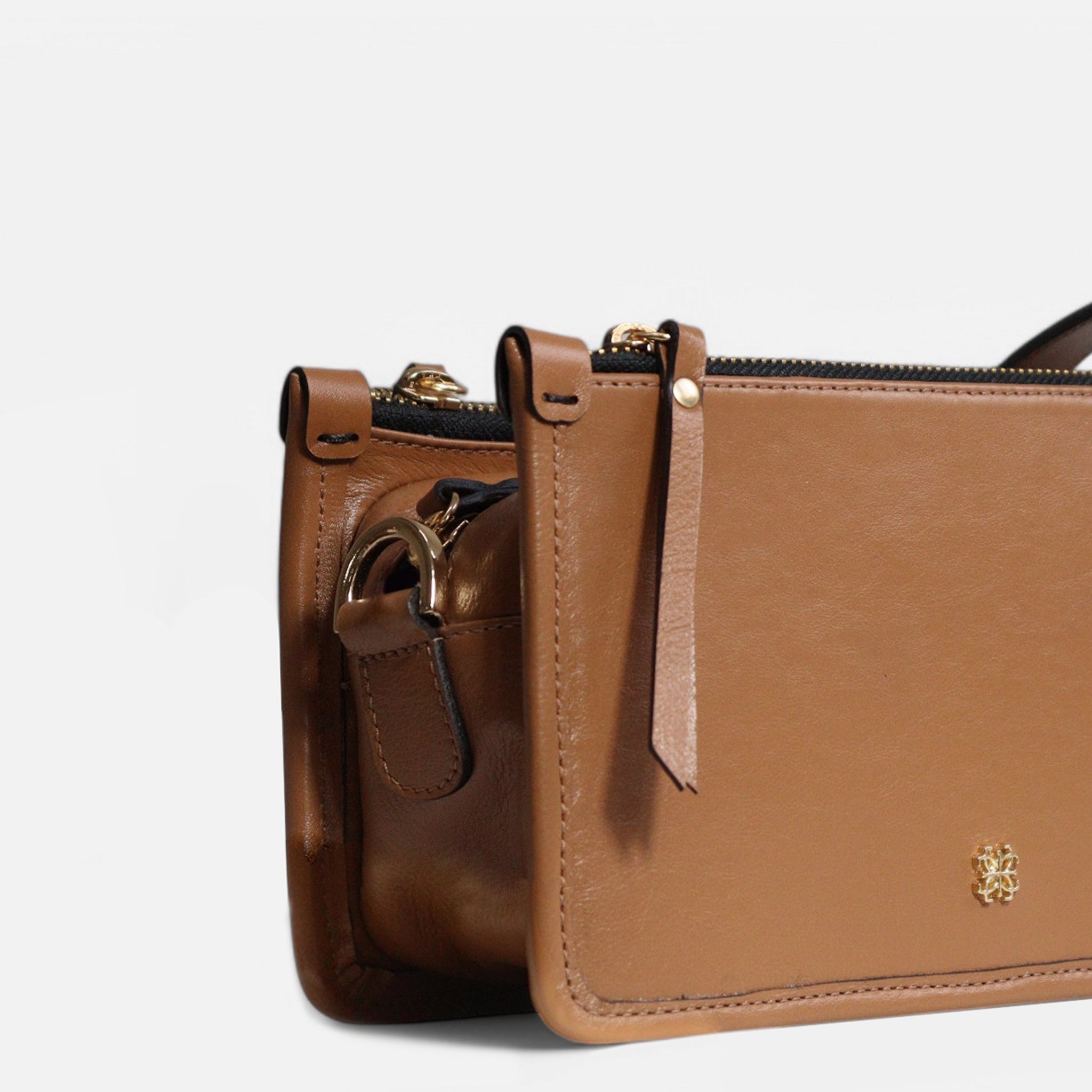 Bolsa Elisa P em couro Carmel