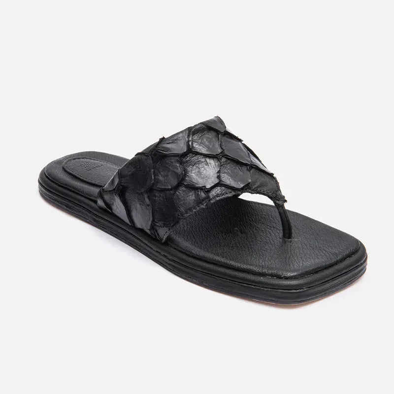 Sandália de Dedo em Pirarucu Preto - Balaia