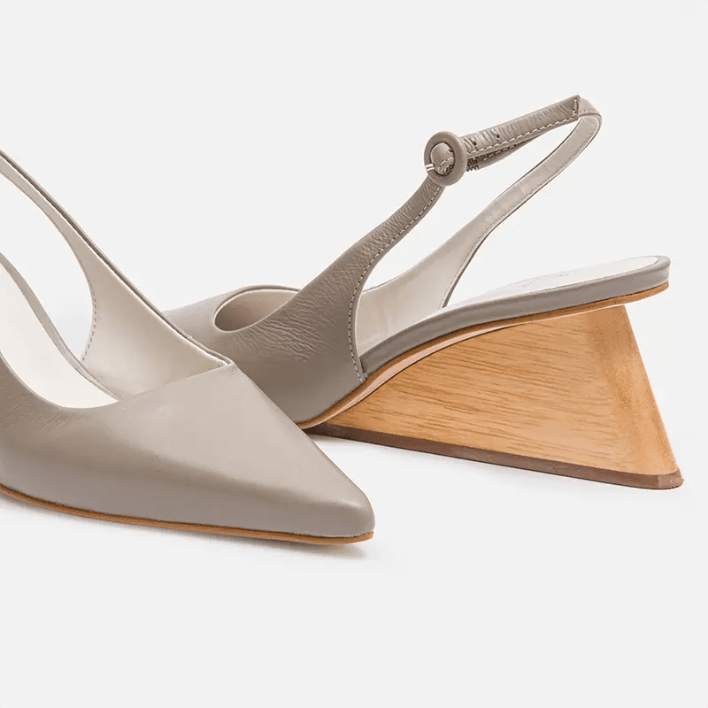 Scarpin Slingback Salto Arquitetônico Couro Cinza - Balaia